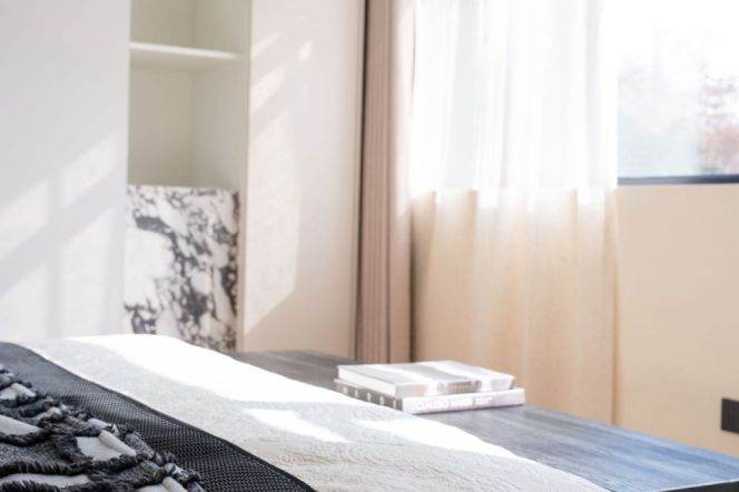 Beautiful 4brs with Big Balcony near Line 10/11 Jiaotong University /Shanghai Library St.