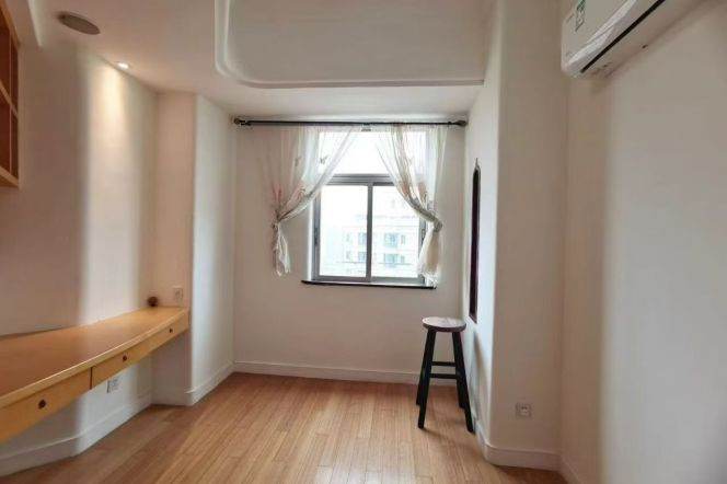 2Bdrs 1Bath/Suzhou Creek/Modern&Spacious /L13 Jiang Ning Rd/Changshou Rd/112sqm