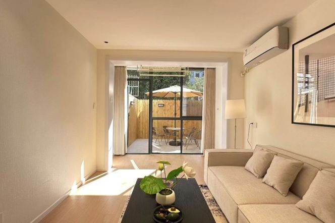 cozy 1br with yard Nr century Avenue M2/4/6/9