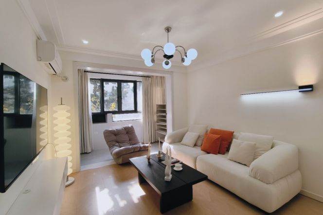 cozy modern1br Nr dapuqiao M9