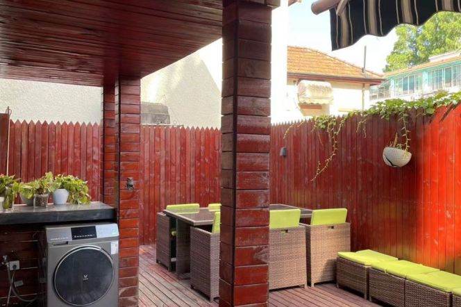 Spacious&Bright&Modern 1Bdr 1Bath Apt+Yu Yuan Rd+L2/11 Jiang Su Rd+Large Terrace+2F Walk Up