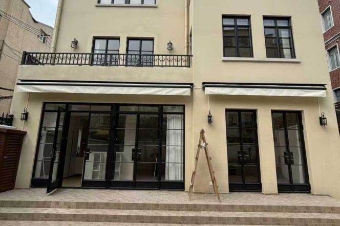 iapm/south Shaanxi rd 2br120sqm