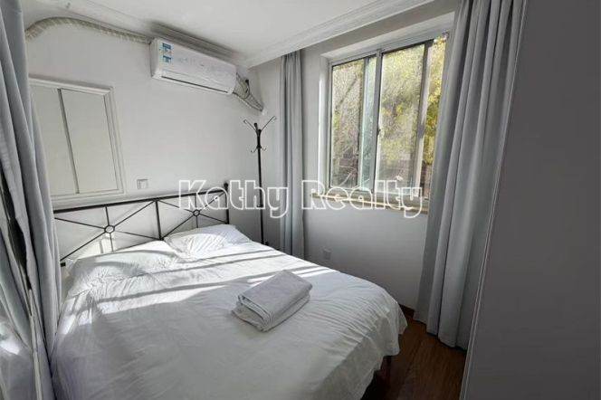 Bright cozy 1BR APT Wukang Rd Shanghai Library 4.6k