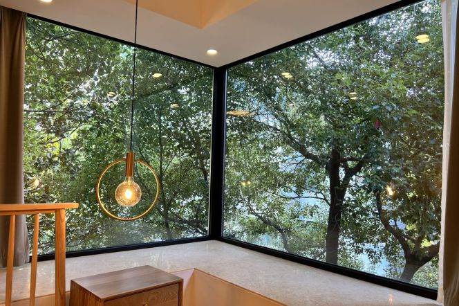 Greeny 3Br-2bathr 150Sqm +scenic windows + balcony | Floor heating | Jiangsu rd Mt