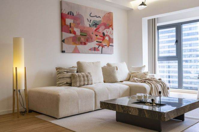 2bdrs 2baths Apt/L1/12/13 Hanzhong Rd /Shanghai Railway Station/Spacious /nice View