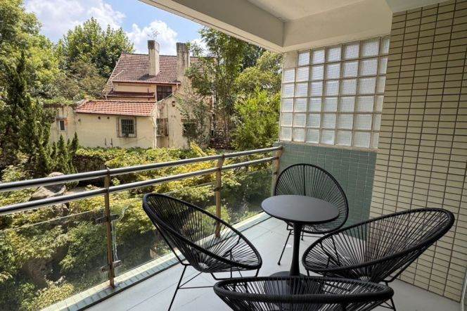 modern 3brs floor heating open balcony in top 5 compound downtown 