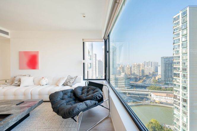 Freshly Renovated 4BR Residence w/Suzhou Creek Views nr Zhenping Rd Station