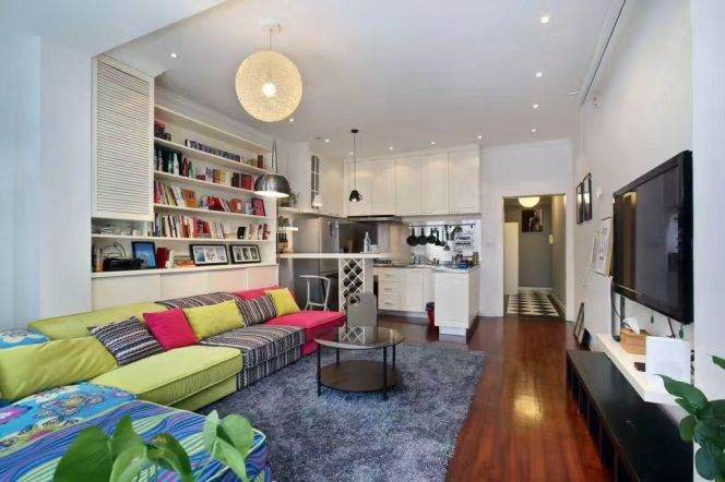 Beautiful 1BR house yard Yuyuan Rd Jing’an Temple 10k