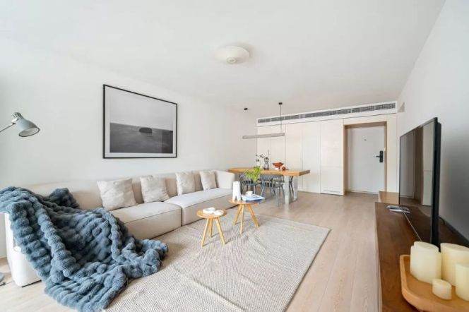 modern big 2brs floor heating modern furniture near west nan jing road line 2,12,13 