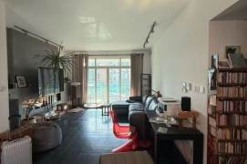 2 Brs, 2 Baths with Open Balcony/ Gym/Swimming Pool @ West Nanjing metro L2