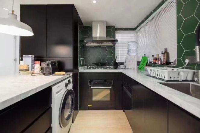 Modren 3brs with floor heating and balcony in central downtown, 