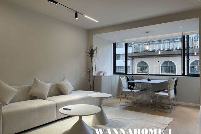 New&Spacious&Modern&Bright 2Bdrs 1Bath Apt+L13 West Nan Jing Rd +Nice View/Great Location