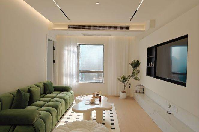 jiangsu rd station one bedroom