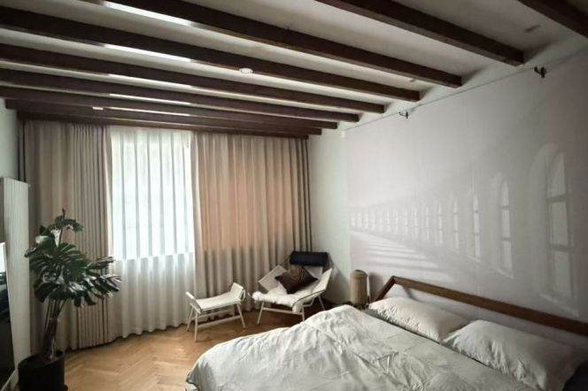 Independent Apt 3 Brs, 2 Baths, 190 sqm with Floor Heating @ West Nanjing Metro L2