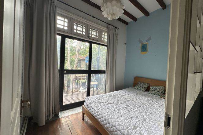 historic villa,1 br, 1bath, 0 distances to Huaihai road