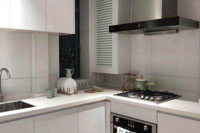 Modren 2brs with balcony and floor heating  Nearby Jing an temple