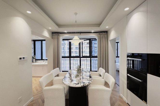 3 Brs, 2 Baths with Brand-new Dec, 180 sqm @ Jiashan Metro L9&12