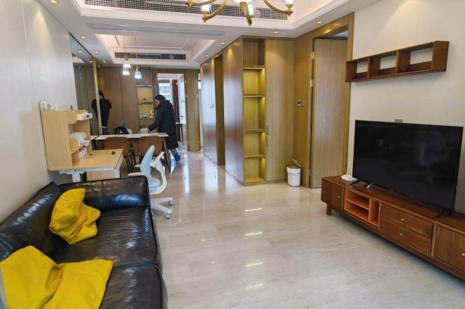 High Quality compound 3 br with floor heating ,easy to NYU shanghai + Wellington shanghai