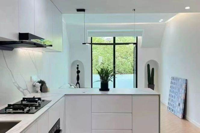 Sunny Classic Apt close to Jing'an Temple