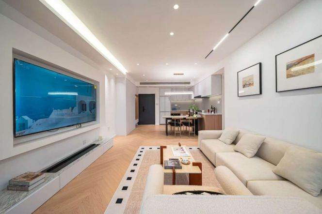 Well Renovated 3BR 2BA High-Rise nr Hanzhong Rd Station