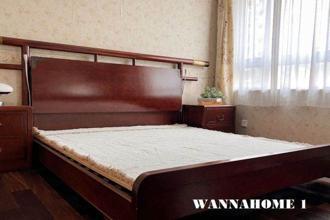 Spacious&Bright 3Bdrs 1Bath Apt+L13 Wu Ning Rd+Great Compound+Large Balcony