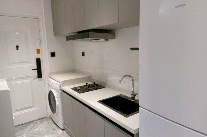 Spacious-near the Jingan Moastery-lift-Jiangning rd/Jingan area/L7/13