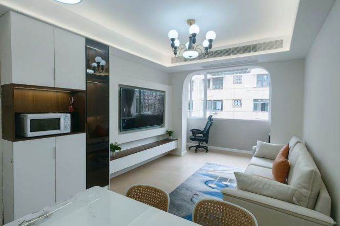 loushanguan rd station one bedroom