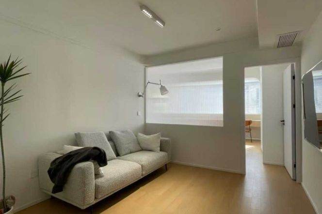 Renovated Bright 1Bed with Oven@Jing’an Temple