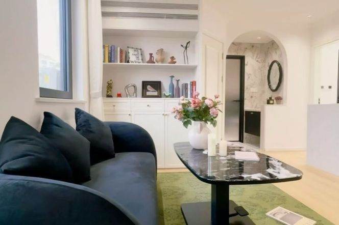 2br jiaotong university station