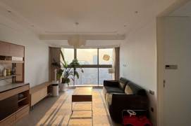 Nice compound 3Brs/2Lrs/2Bts apt nr Zhenping rd,M3/4/7/11