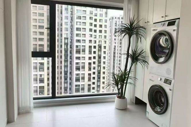 Morden&Bright 2Bdrs @Wuzhong Rd &Line 15