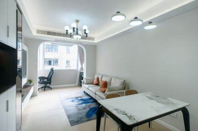 loushanguan rd station one bedroom