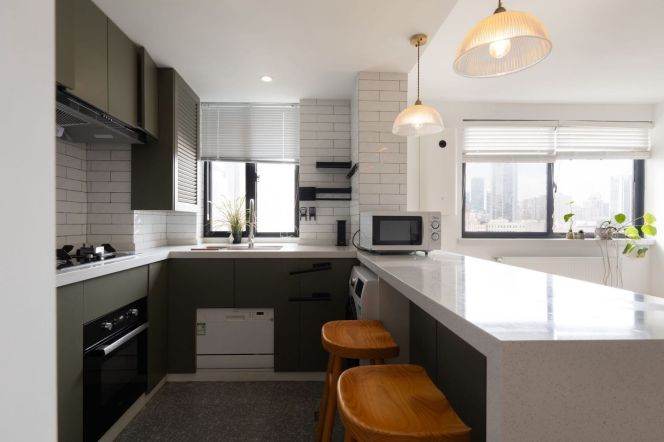 2BR 2TH w/ Wall Heating near South HuangPi Rd M1/14