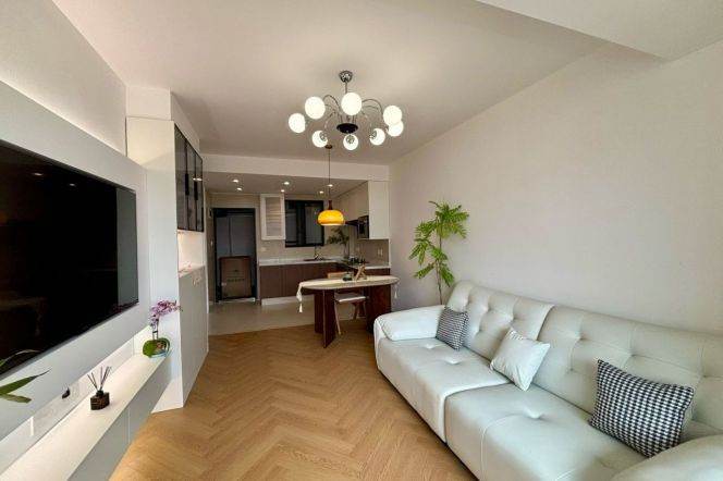 Floor heating one bedroom elevator Apt Central AC+oven@Zhongshan Park