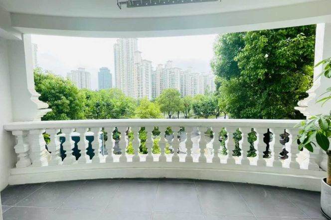 Longde Rd Station Elevator 2Br/2Bath with Open Balcony Line11/13