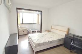 Valuable/Nicely Xintiandi Highrise 3BR Enjoys Fantastic View 10K 