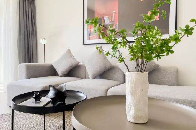 Spacious and bright 3Br/2bt@Xujiahui with ceiling to floor windows 157sqm