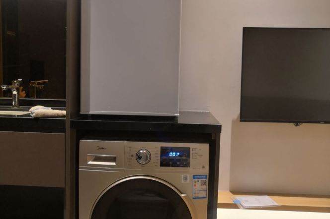 1Studio near SISU(ESSCA) and Shanghai University Yan'chang campus can long and short leasend short