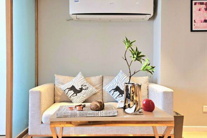 1br studio service apt near Jiangsu Rd Station(Line 2/11)