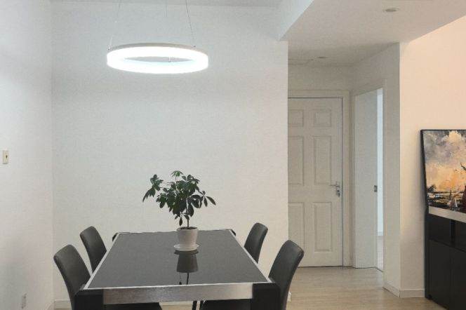 SuZhou Creek view 2BR 2BTH w/ Floor Heating nr ZhongTan Road M3/4