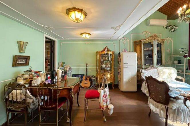 Cozy 1+1brs with terrace near South Shaanxi Road/Jing'an Temple