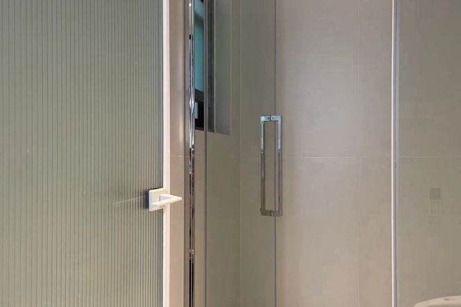 Modern&Spacious&Bright 1Bdr 1Bath+L7 Chang Ping Rd+Large  Balcony+Nice Comound