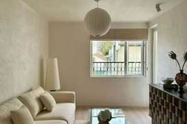 Beautiful 2brs with balcony near Shanghai Library