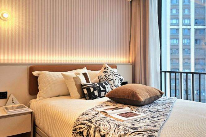 1br service apt with free breakfast Near Zhenping Rd Station (Line 7)