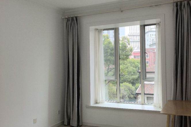 SuZhou Creek view 2BR 2BTH w/ Floor Heating nr ZhongTan Road M3/4