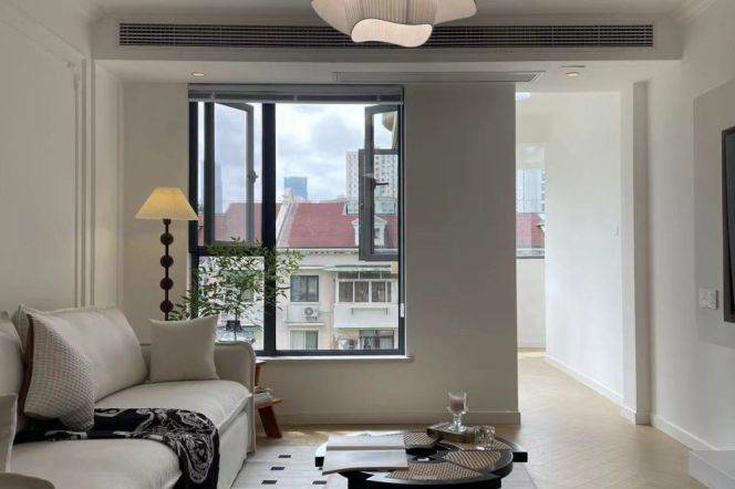 Modern&Spacious&Bright 1Bdr 1Bath+L7 Chang Ping Rd+Large  Balcony+Nice Comound