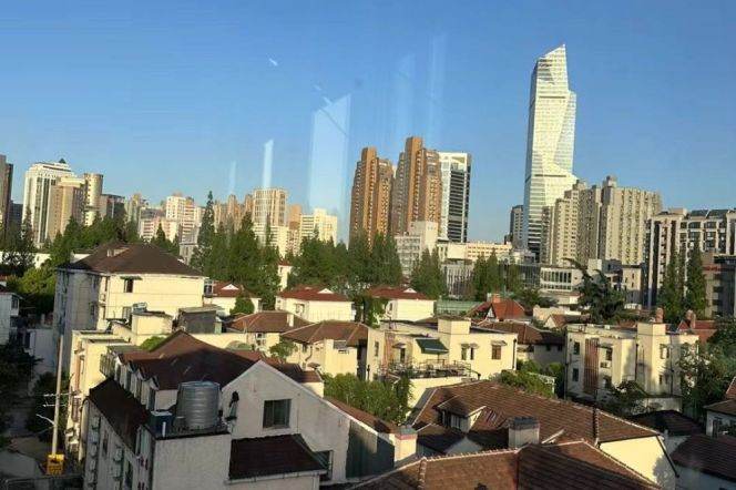 Great view/bright room/modern 1br 2lr/West yan'an rd@L3/4