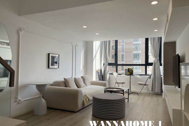 L7 Chang Ping Rd+Spacious&Modern Duplex 2Bdrs 1Bath Apt+W Nanjing Rd CBD+Nice Building