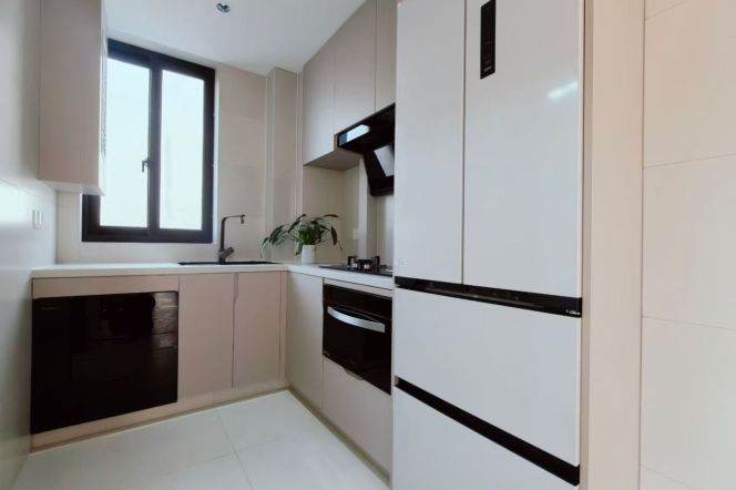 Brand new Cozy 1br,CA,floor heating,Oven,Smart appliances