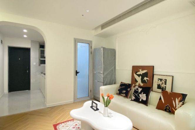 Bright 1br 1lr Nr L2/11 jiangsu rd sta